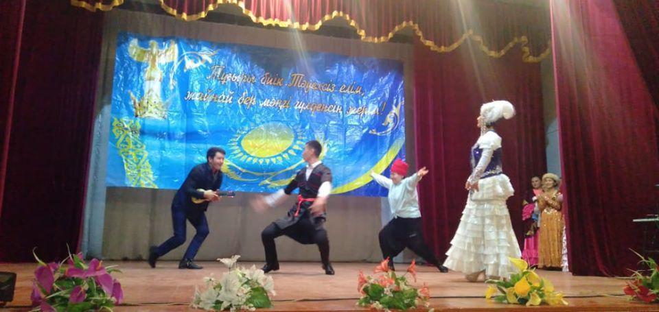  Тұғыры биік тәуелсіз елім, жайнай бер мәңгі гүлденсін жерім!!!