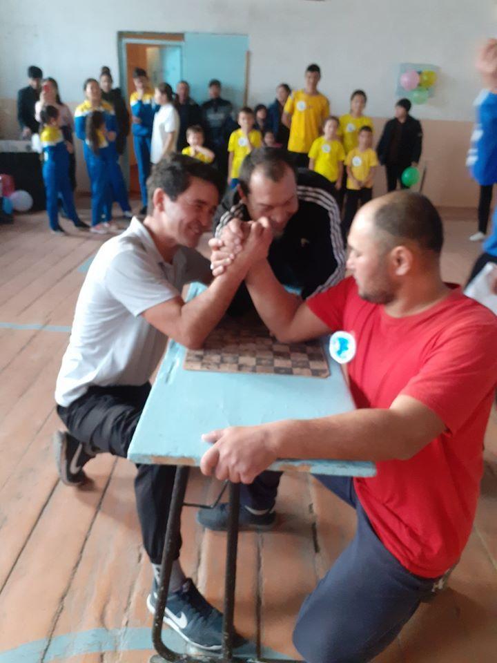  «Тұғыры биік Тәуелсіздік» атты отбасылық толағай сайысы.