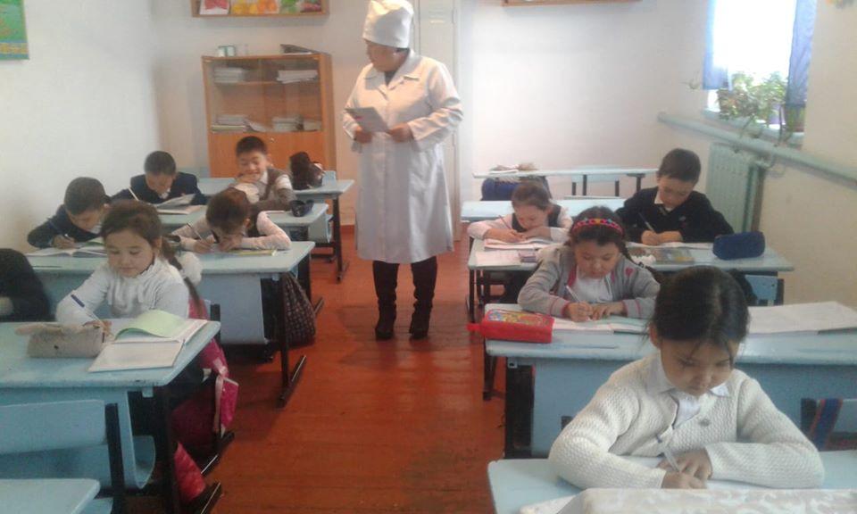  «Тұмаудың алдын алу және оны емдеу жолдары» тақырыбында баяндама оқыды.