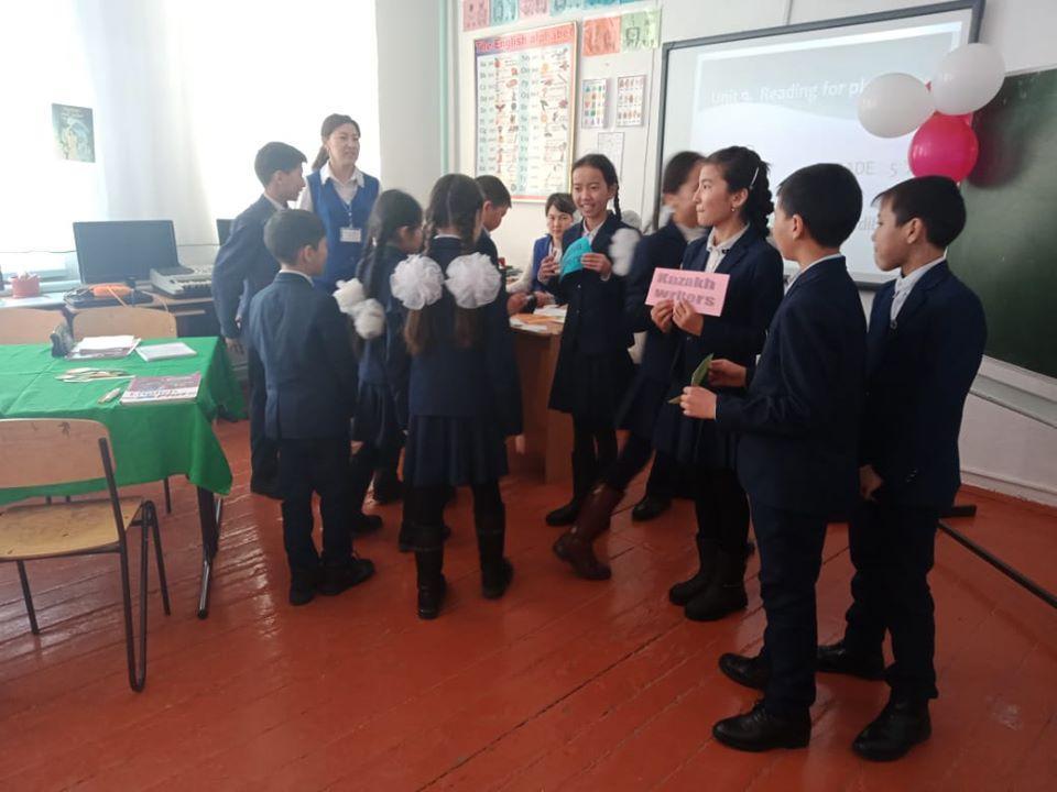 "Бағалау процесінде қолданылатын тапсырмалардың түрлері" тақырыбында аудандық семинар өткізілді.