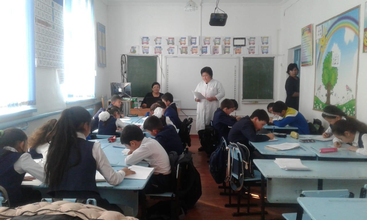 Коронавирустын алдын алу мақсатында түсіндірме жұмыстары жүргізілді.