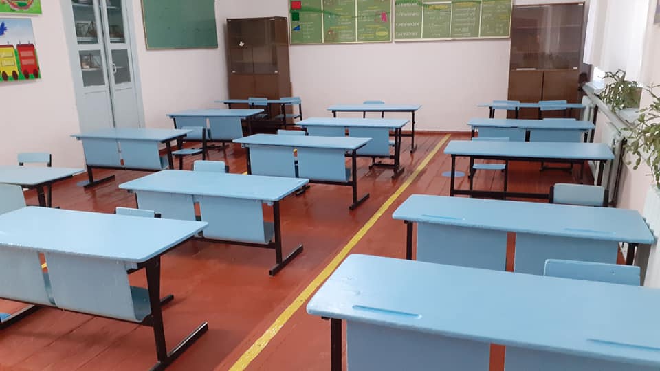 Жаңа оқу жылында 1-4 сыныптар аралығында кезекші сыныптарды ашу үшін және дәстүрлі режимде оқытуға оқу кабинеттерінің дайындығы