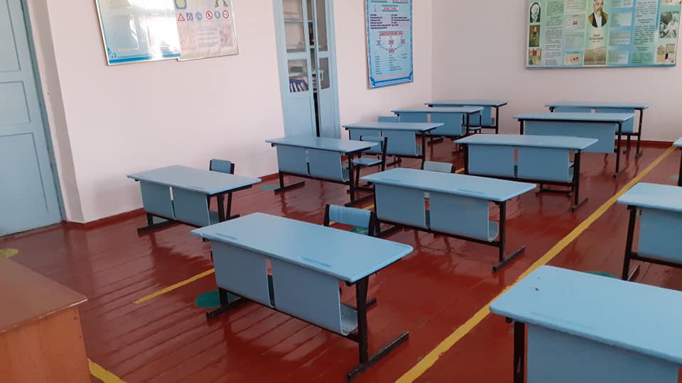 Жаңа оқу жылында 1-4 сыныптар аралығында кезекші сыныптарды ашу үшін және дәстүрлі режимде оқытуға оқу кабинеттерінің дайындығы