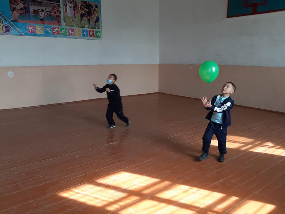  1 сыныптар арасында ұлттық ойындарды дәріптеу мақсатында "Арқан тартыс"  жарысы өткізілді.