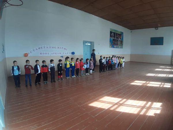  1 сыныптар арасында ұлттық ойындарды дәріптеу мақсатында "Арқан тартыс"  жарысы өткізілді.